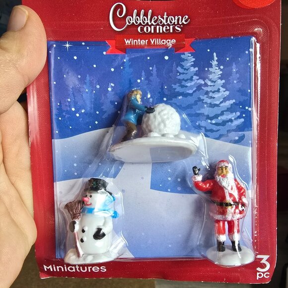 Cobblestone Corners Christmas Miniatures Winter Village People Santa Snowman Kid - Picture 5 of 9